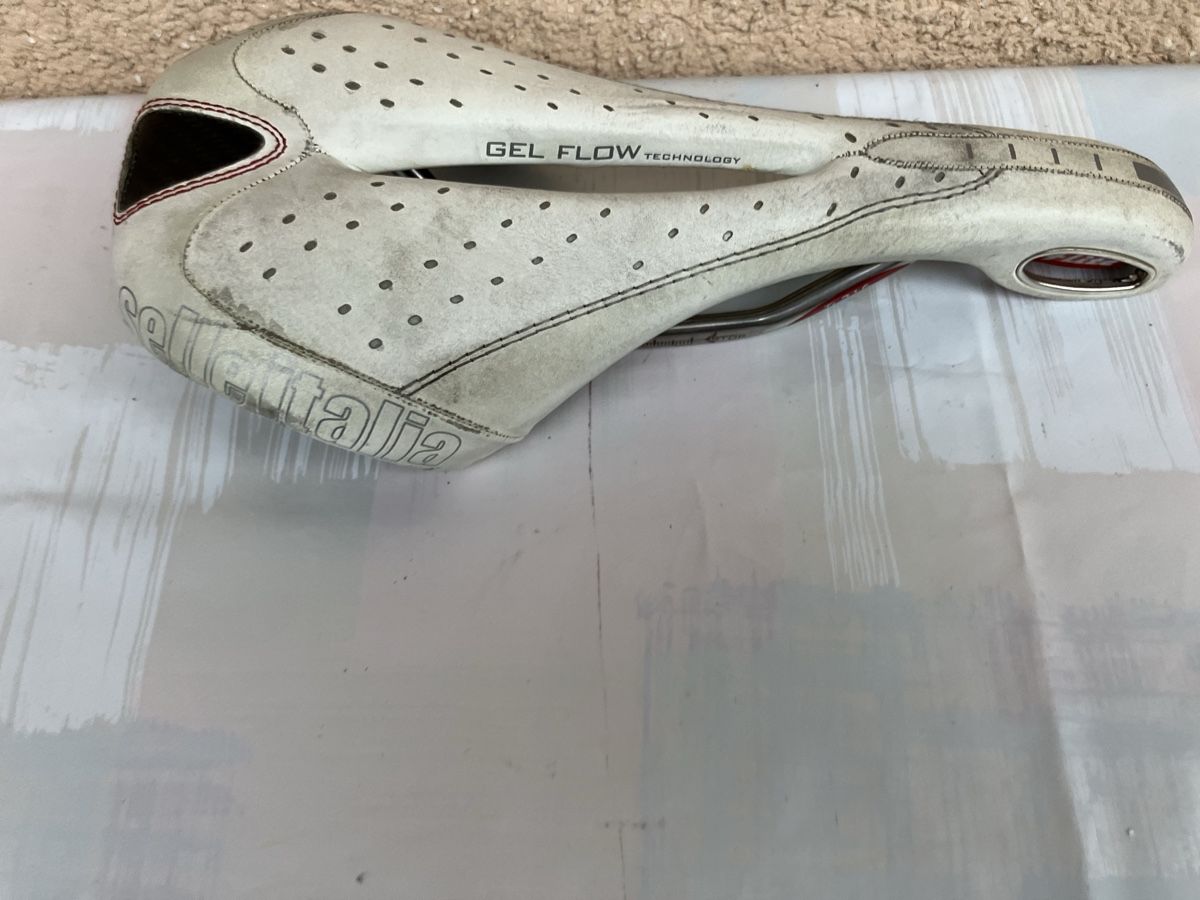 Selle Italia Pezzi di ricambio: Selle Italia Flite Gel Flow Sattel  – Usato da Trimbach venduto da cendira