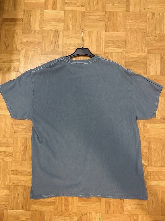 T-Shirts: T-Shirt mit Print – Gebraucht aus Schaffhausen von jan_pzd5 2