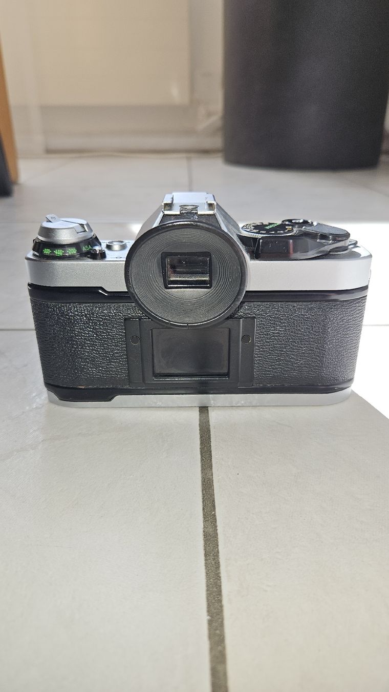 Canon Fotocamera: Canon AE-1 Program mit f/1.8 50 mm Objektiv – Usato da Arbon venduto da Digitalflash 2