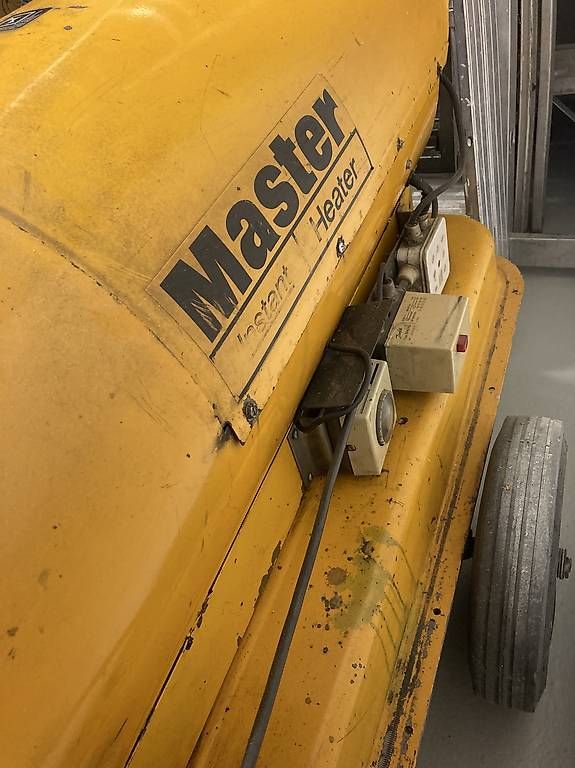 Sonstiges antikes Mobiliar: Master Bauofen – Gebraucht aus Uzwil von Jimmy1971 1