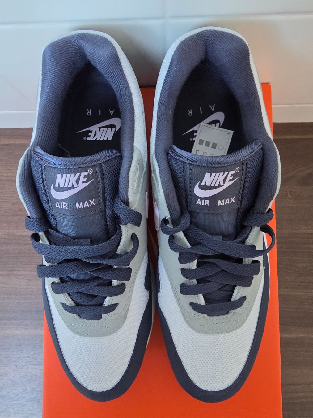 Nike Chaussures hommes: Nike Air Max 1 – Neuf (Voir description) à Fleurier par dav_xx8y 2