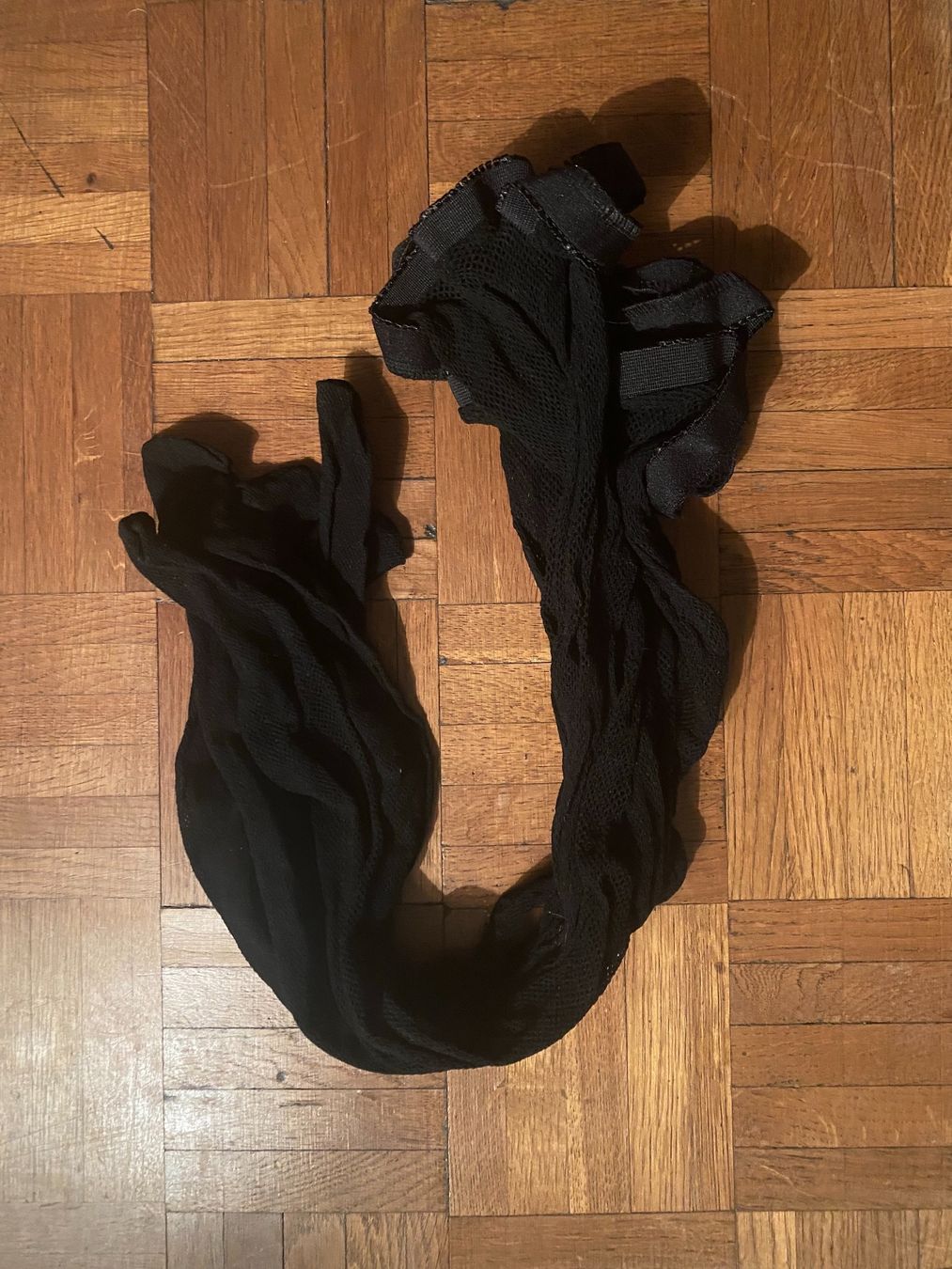 Strümpfe & Strumpfhosen: Netzstrumpfhose (schwarz) x3 – Gebraucht aus Zürich von daria_m 1