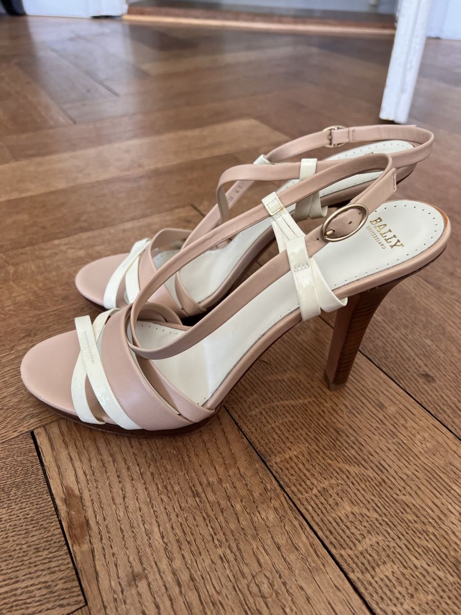 Bally Scarpe da donna: Pumps Bally, Gr. 41, beige weiss – Usato da Solothurn venduto da Brini06 2
