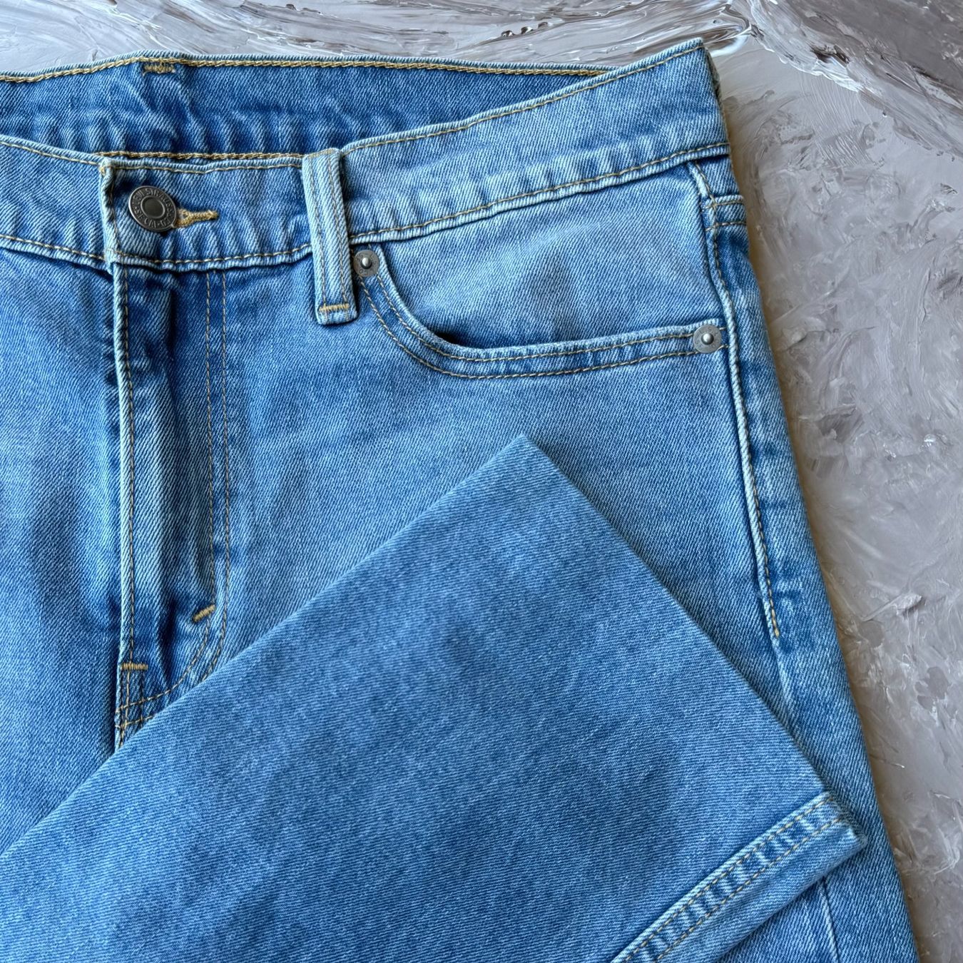 Levi's Jeans: Jean LEVI'S bleu clair délavé, coton, 32/32 – Usato da Thônex venduto da Suisse.Shopping 3
