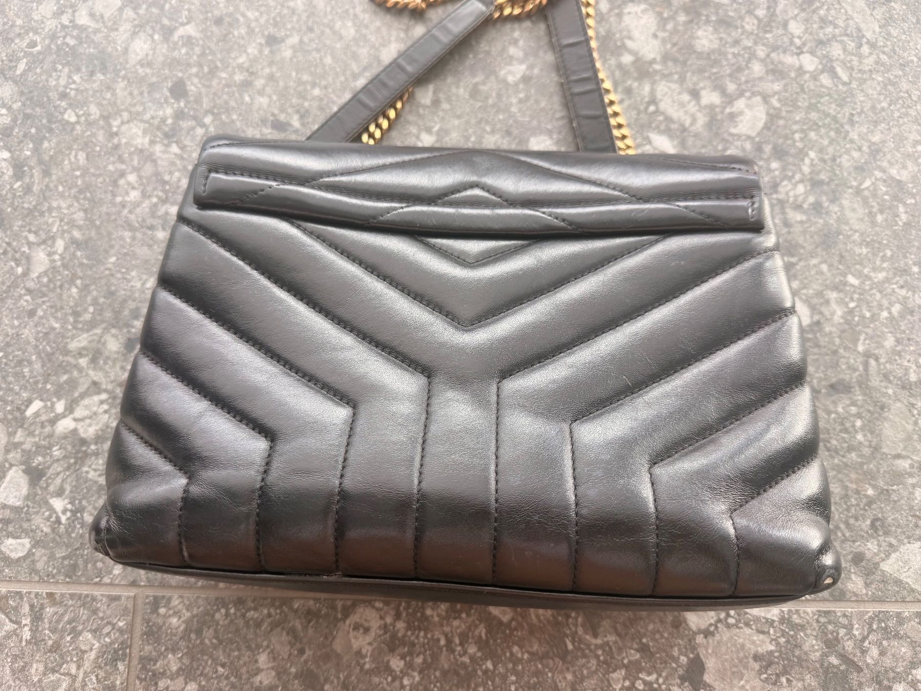 Saint Laurent Borse: YSL Umhängetasche Lulou – Usato da Bülach venduto da aah_hp6g 5