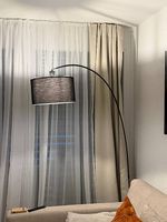 Stehlampe schwarz