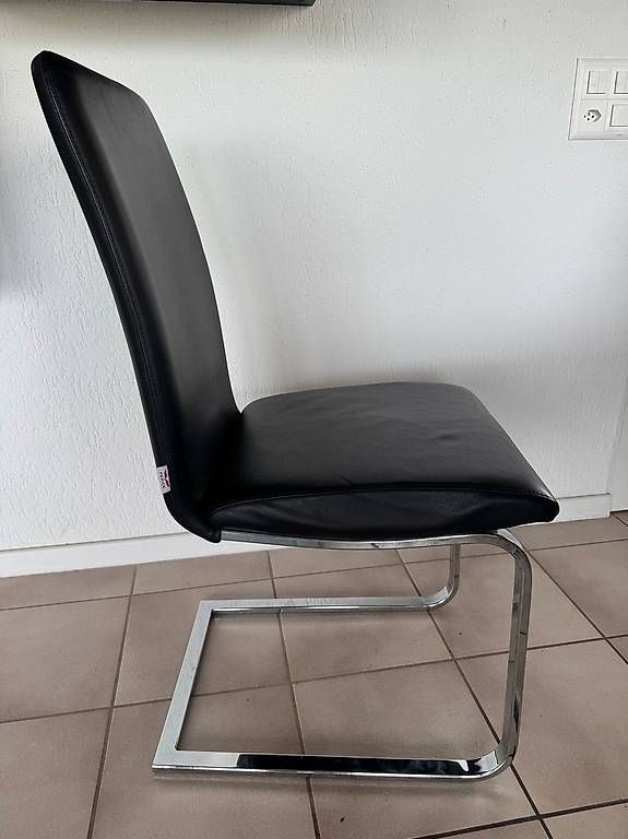 Chaises:  8 Bequeme Stühle – D'occasion à Breitenbach par dem_28yb 1