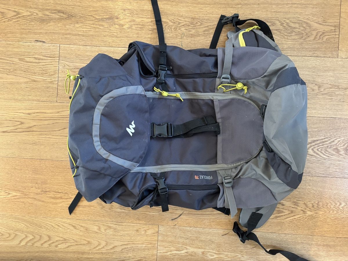 Decathlon Zaini: Rucksack Quechua Forclaz 70 – Usato da Basel venduto da sca_c5mt