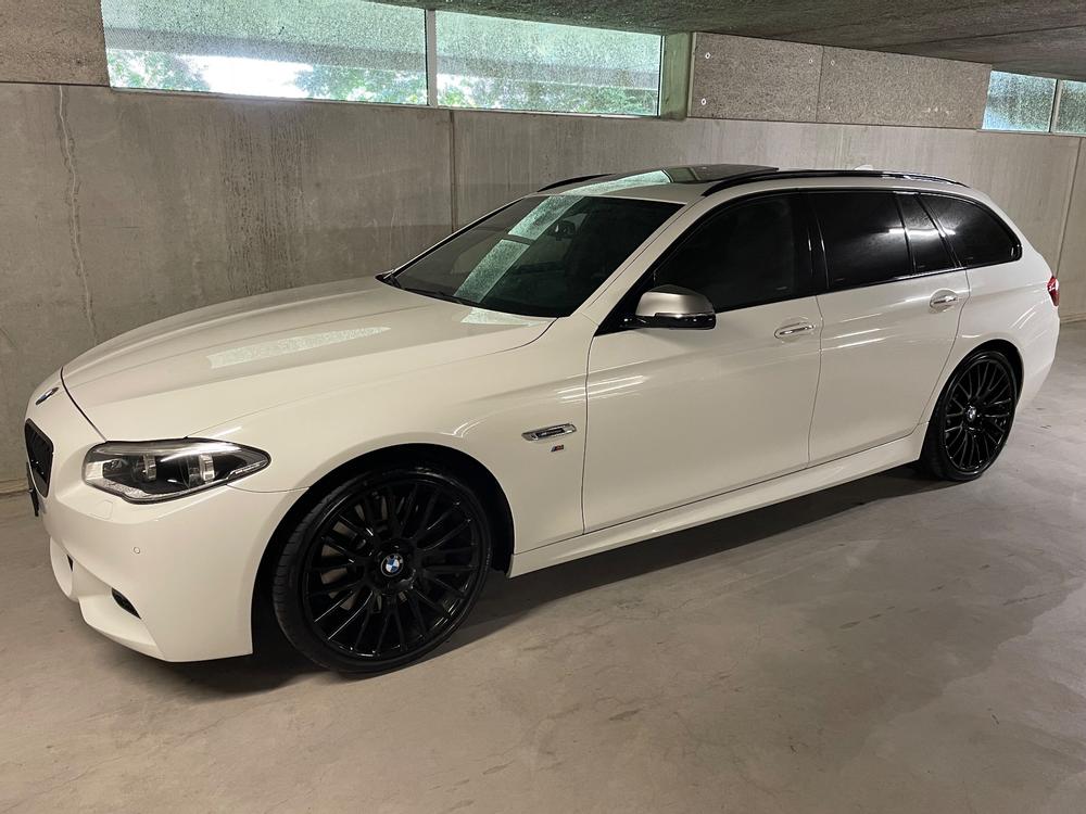 Bmw M 550 Xd Touring M-Performance 480 Ps Navi Panorama Led