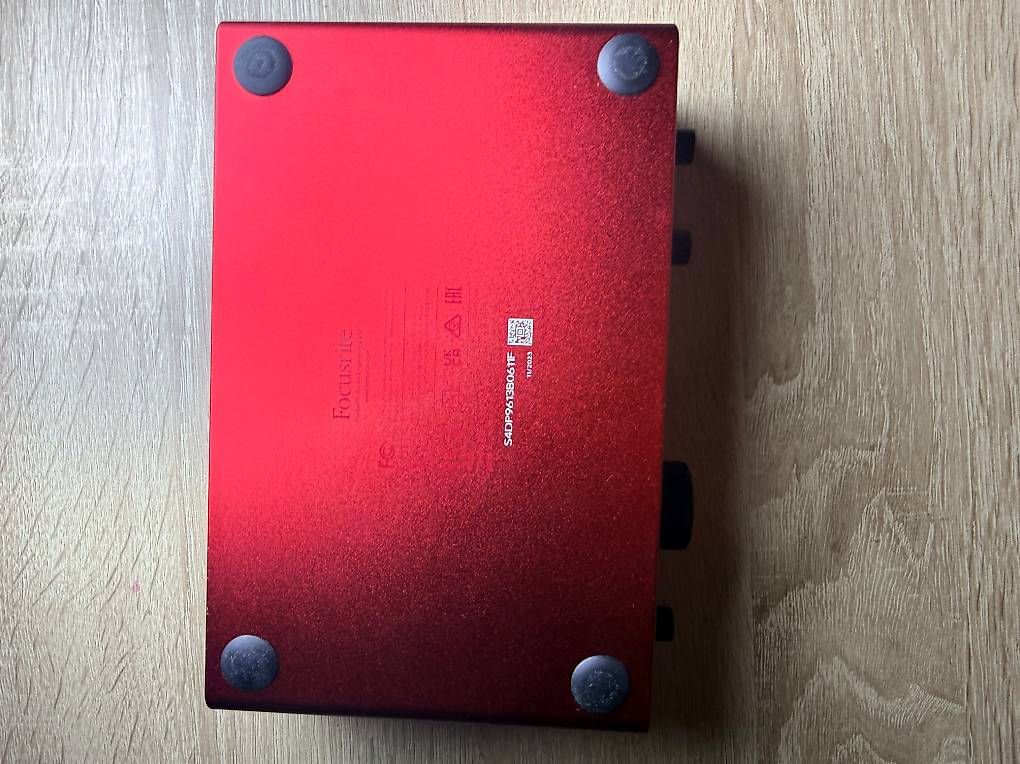 Studioequipment: Focusrite Interface audio Scarlett 4i4 - 4ème génération USB – Gebraucht aus Lausanne von sterling04 1