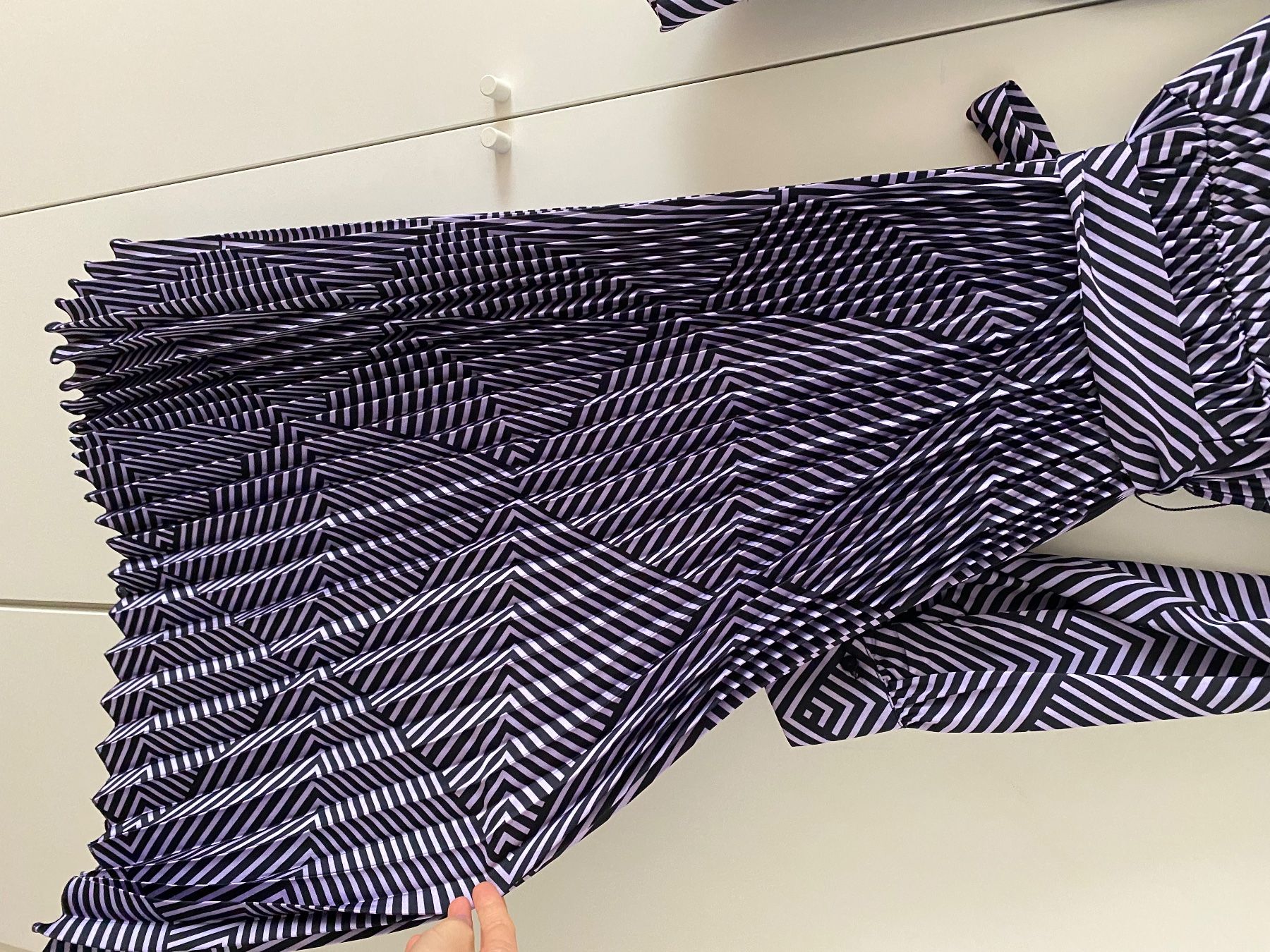 C&A Kleider: Elegantes Kleid mit Blissé – Gebraucht aus Balsthal von lanavy 5