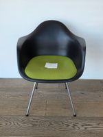 Vitra / Eames Plastic Chair / Armchair / original / DSX