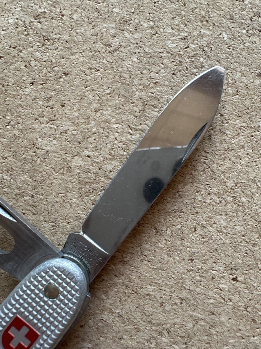 Victorinox Coltelli tascabile: Victorinox Taschenmesser – Difettoso da Appenzell venduto da CBuerkler 1