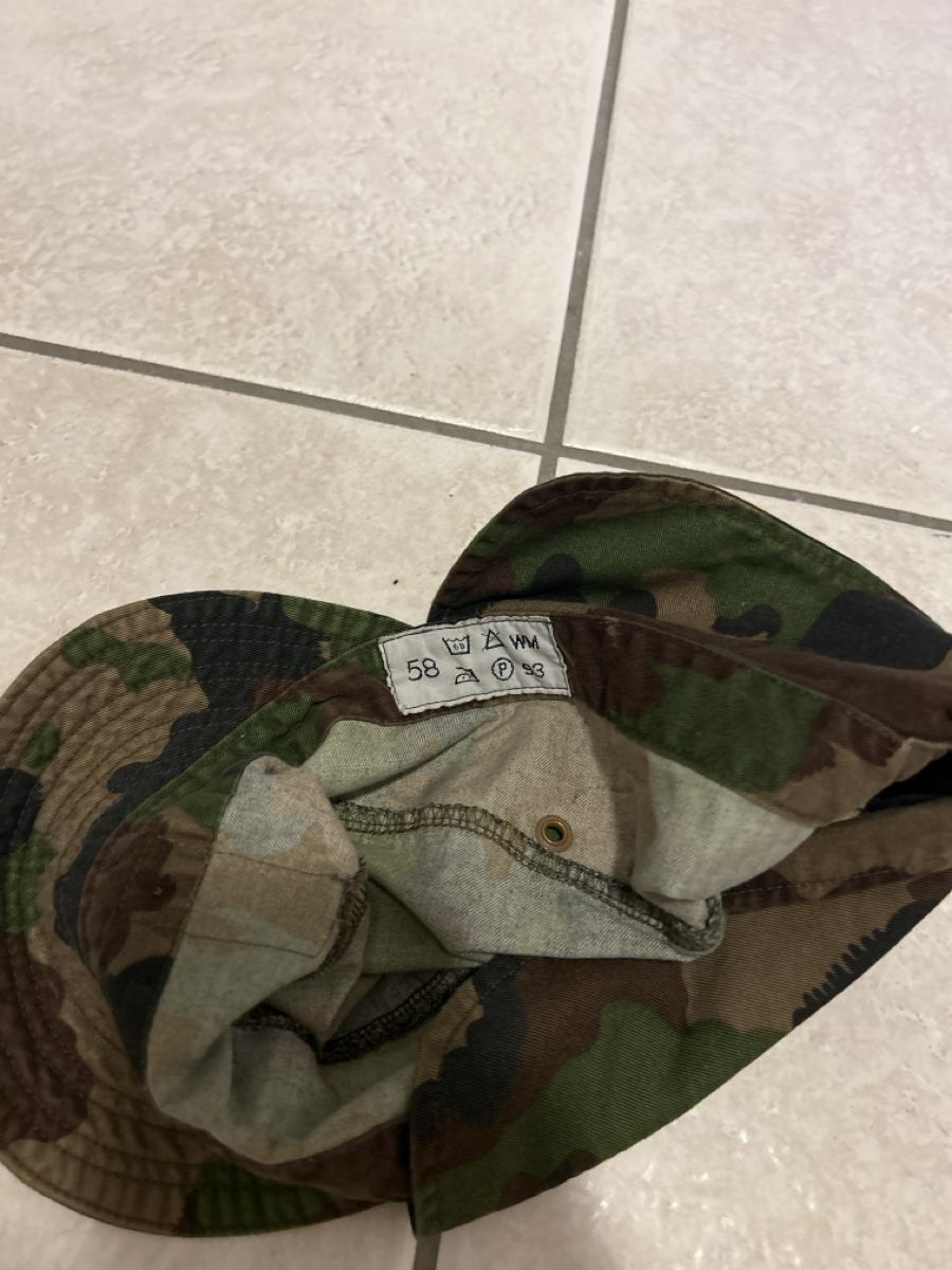 Schweizer Armee Hüte, Mützen & Caps: Schweizer Armee Mutz – Gebraucht aus Wald ZH von rida96 1