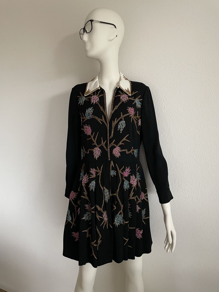 Valentino Vestiti: Valentino Kleid – Nuovo (secondo la descrizione) da Winterthur venduto da 11.11 1
