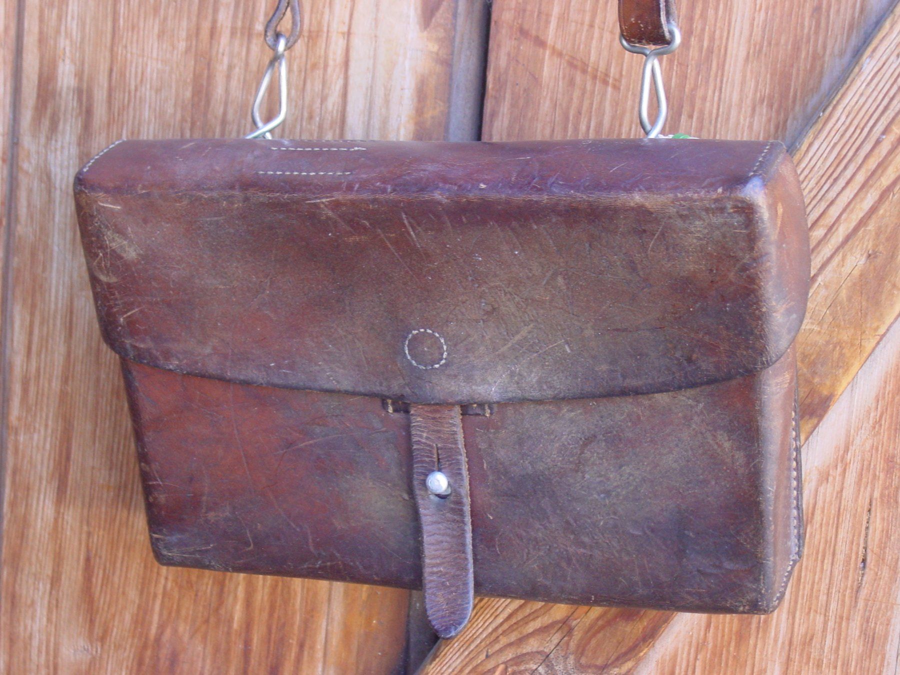 Schweizer Armee Borse: Leder Karten Tasche, kleines Modell – Usato da Ursenbach venduto da rekruten-shop 1