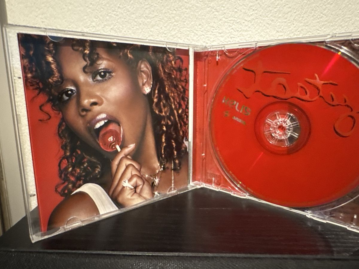 CD: Kelis - Tasty CD - Original 2003 Album – Usato da Oberglatt ZH venduto da Incredibles 2