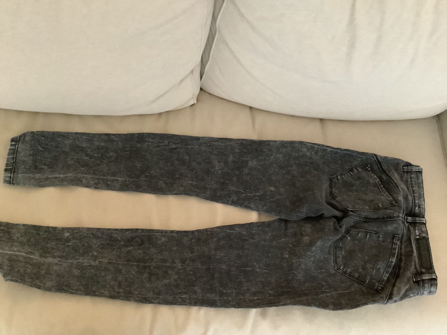 Jeans: Black jeans woman size 34 – Usato da Zürich venduto da eli_685m 2