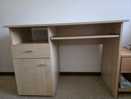 Schreibtisch, Bürotisch // Abholung 6142 Gettnau