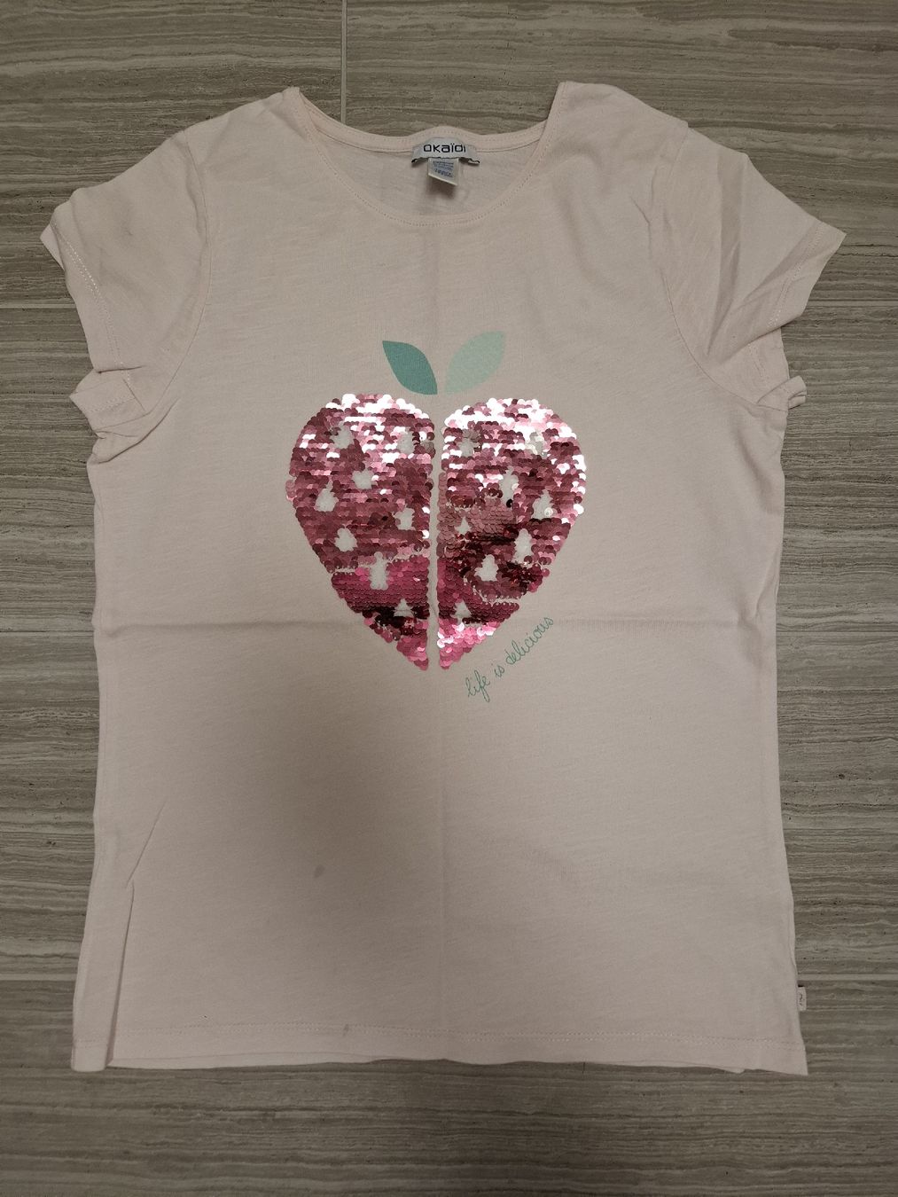 Camicette, T-shirt & Top: t-shirt rose avec cequins – Usato da Ecublens FR venduto da ame_y8tq