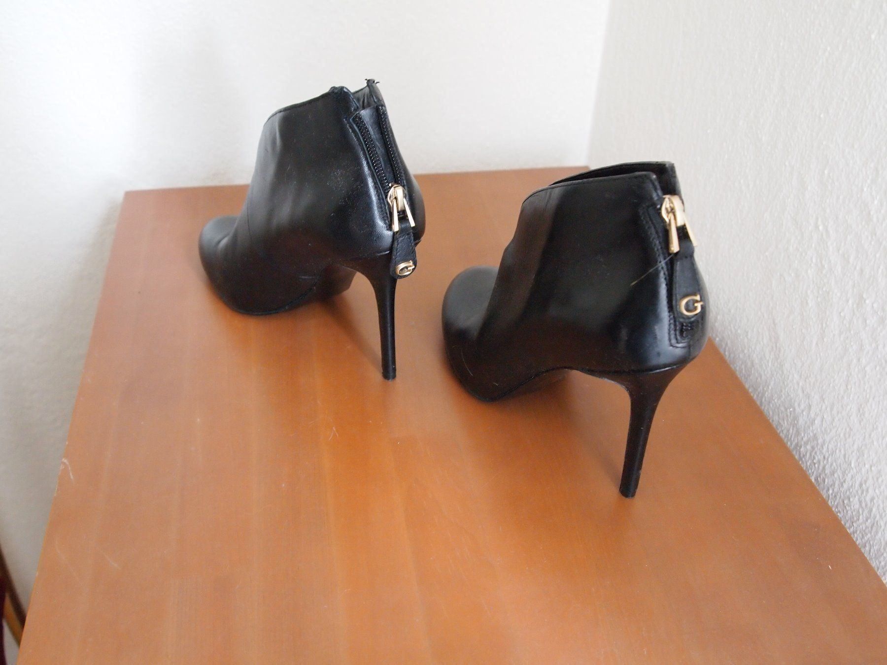 Guess Scarpe da donna: Guess Echtleder Stiefeletten – Usato da Volketswil venduto da ald_2x9b 2