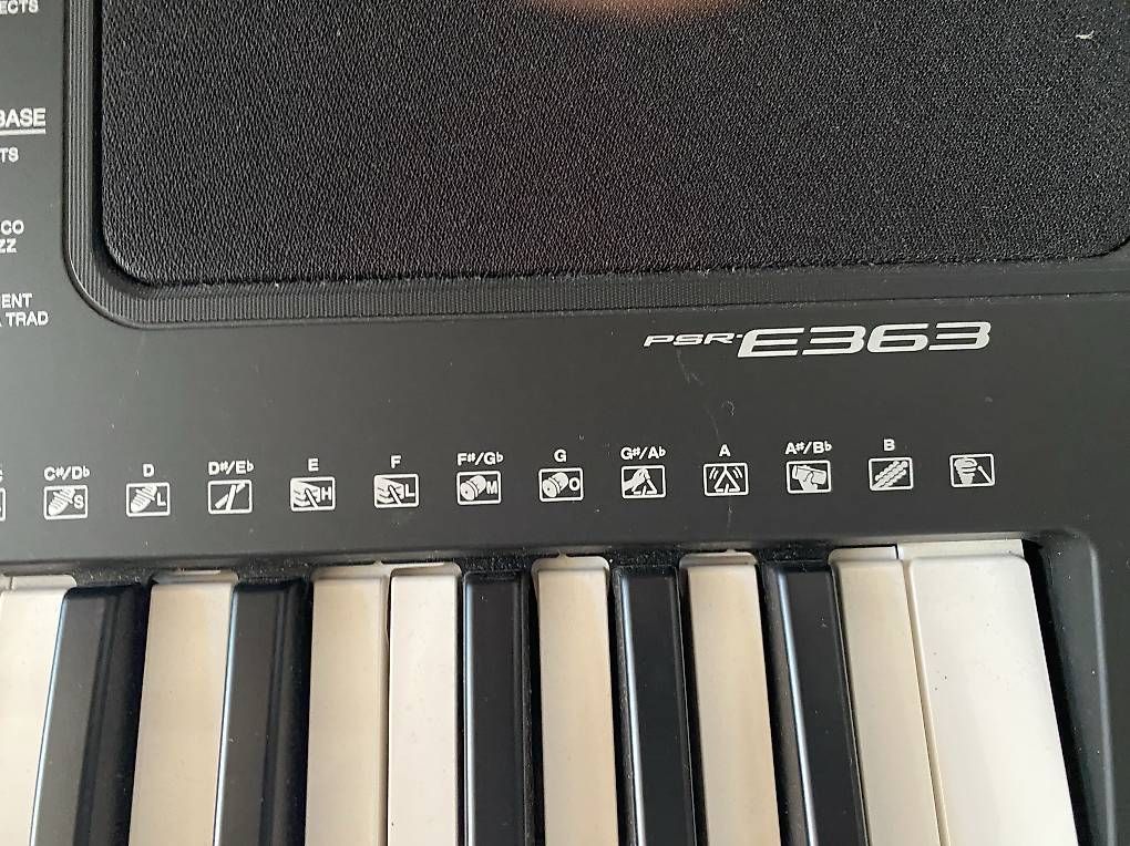 Musikinstrumente: Clavier synthé Yamaha – Neu und originalverpackt aus Lausanne von Mikael_Druid 3