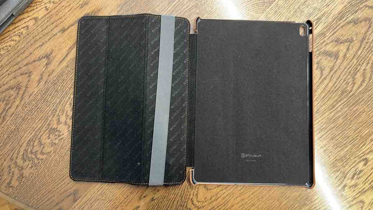 Covers & Borse: StilmitteSchutzhülle Tablet , gebraucht – Usato da Toffen venduto da ann_l58m