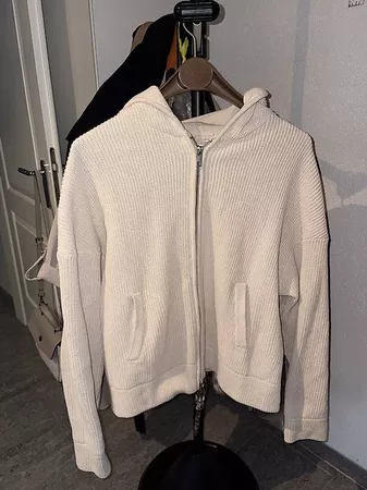 Strickjacke Zara