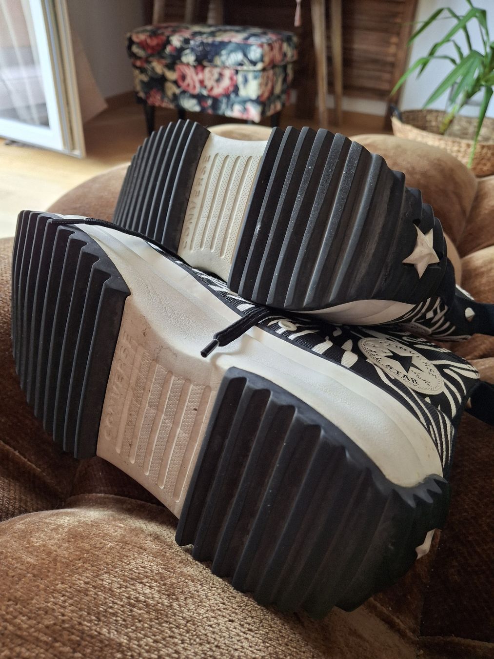 Converse Scarpe da donna: Converse CHUNKS Grösse 40 Plateau – Usato da Bern venduto da babyboomnursery 3