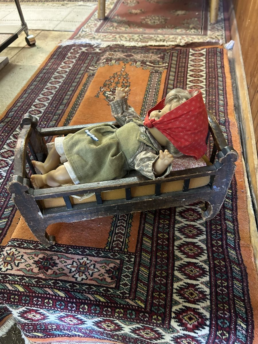 Puppenwagen: Puppe Bett – Gebraucht aus Basel von Krisztina.na 1