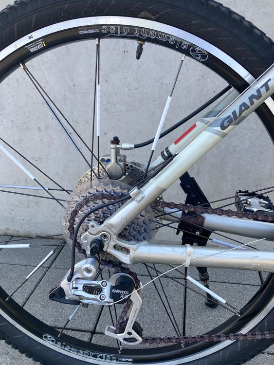 Giant Vélos: Tolles Mountain-Bike - Giant XtC-3 Off road series – D'occasion à Meggen par HepiPepi 9