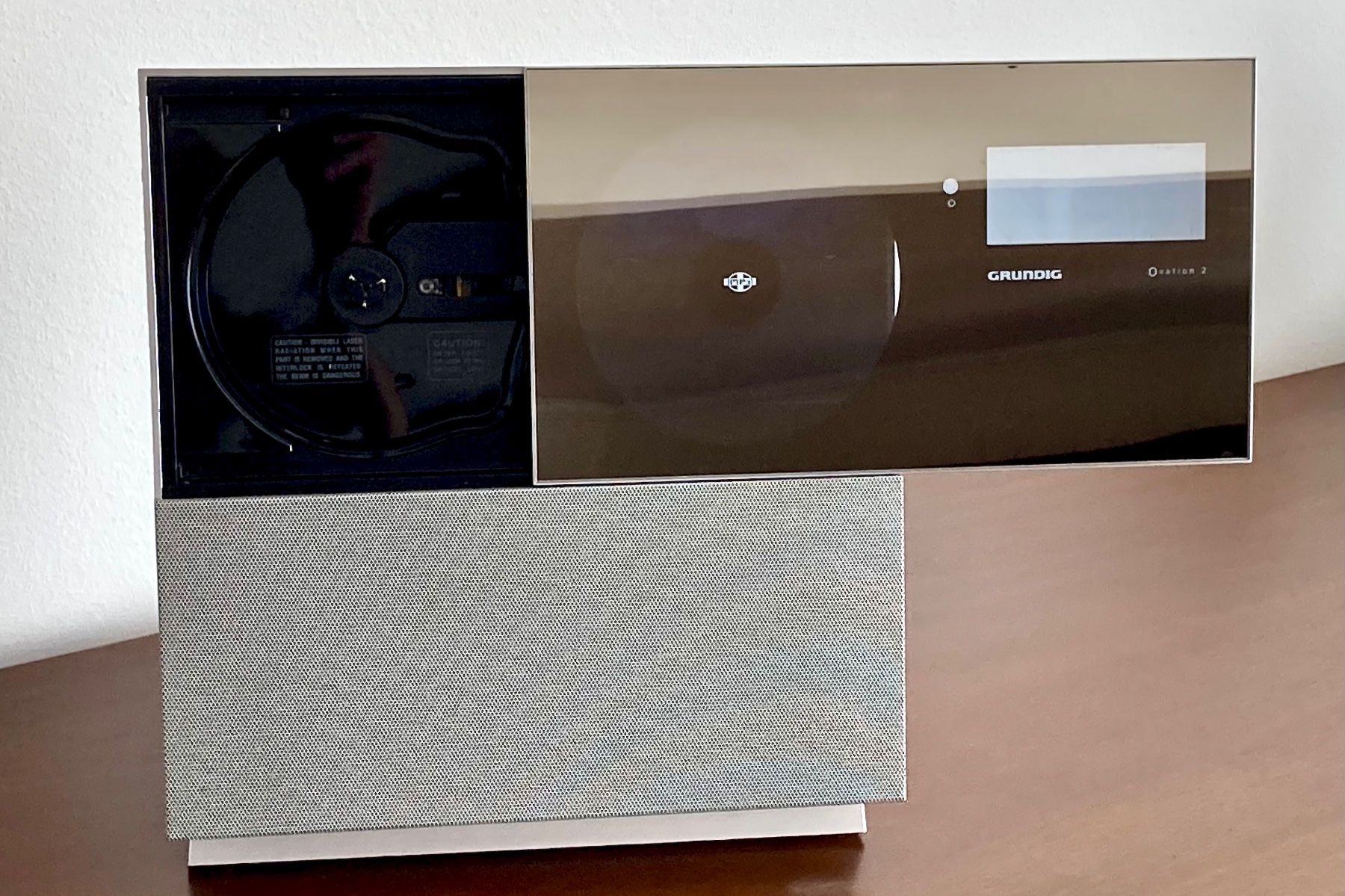 Grundig Radio: Musiksystem Grundig Ovation 2 CDS 7000 DEC – Usato da Zug venduto da HLECH 2