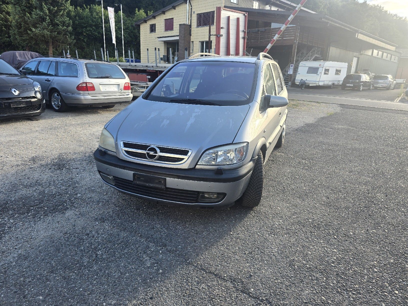 Opel Autos: opel zafira A22 – Gebraucht aus Thayngen von Central5