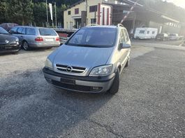opel zafira A22