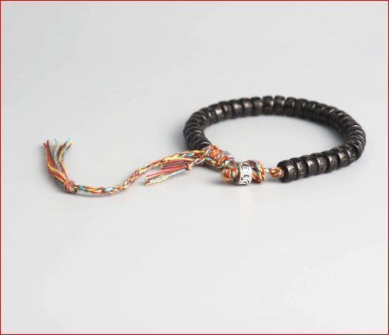 Armbänder & -reifen: Tibetisches Armband in Handarbeit – Neu und originalverpackt aus Burgdorf von XJ6 1