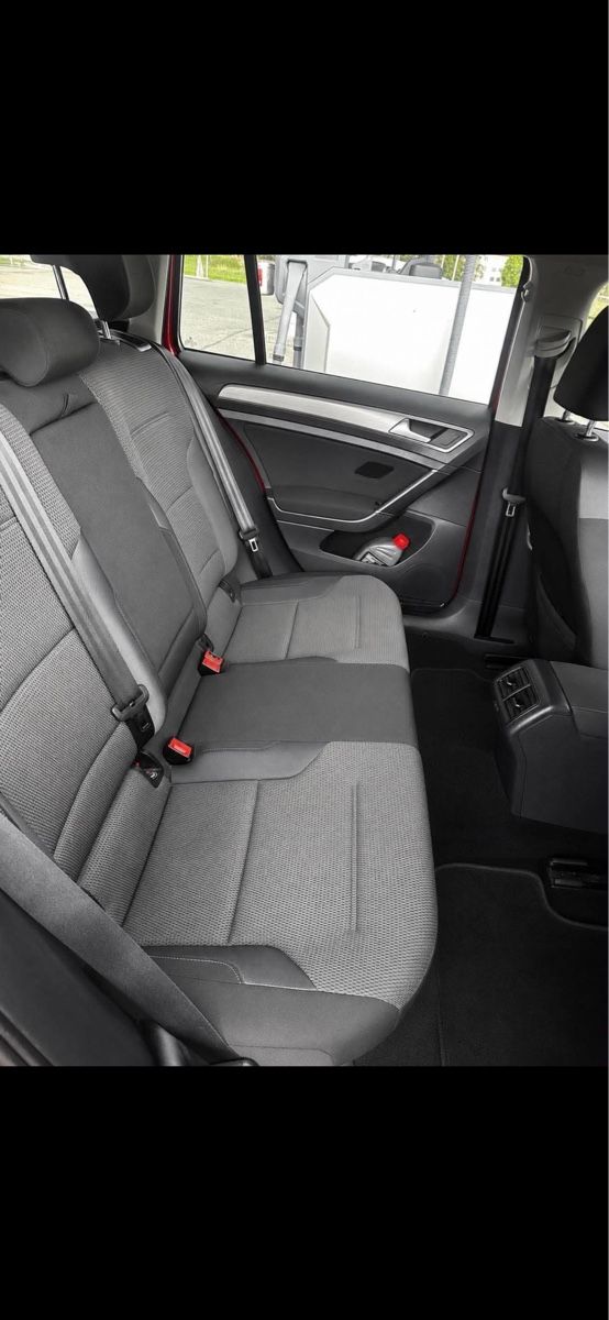 VW Autos: VW Golf Variant 1.6 TDI – D'occasion à Gränichen par tko_2ldk 5