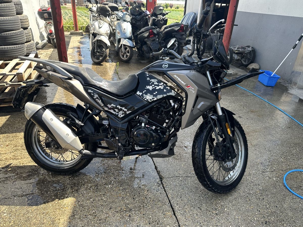 Sym Route: Sym NH-T 125 – Défectueux à Treycovagnes par Campingcar65 1
