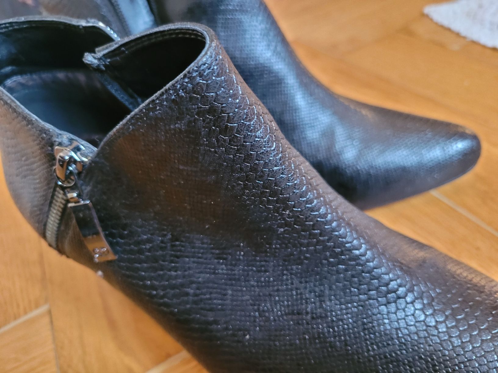 Gerry Weber Scarpe da donna: Pumps Stiefeletten von Gerry Weber Gr.40 – Usato da Genève venduto da inu_ln6m 2