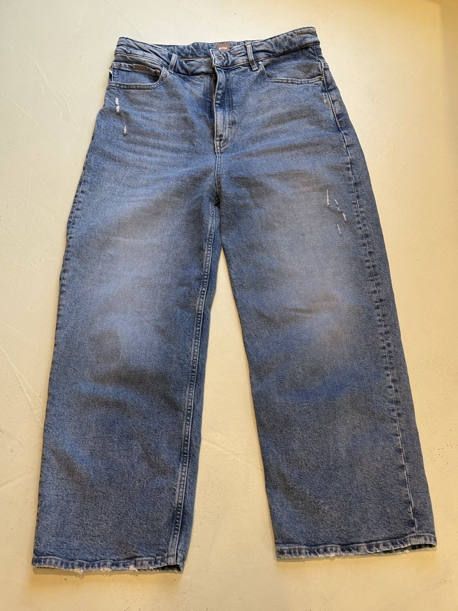 Hugo Boss Jeans: Boss Jeans Gr. M the Marlene wide crop – Usato da Diepoldsau venduto da Soleil0425