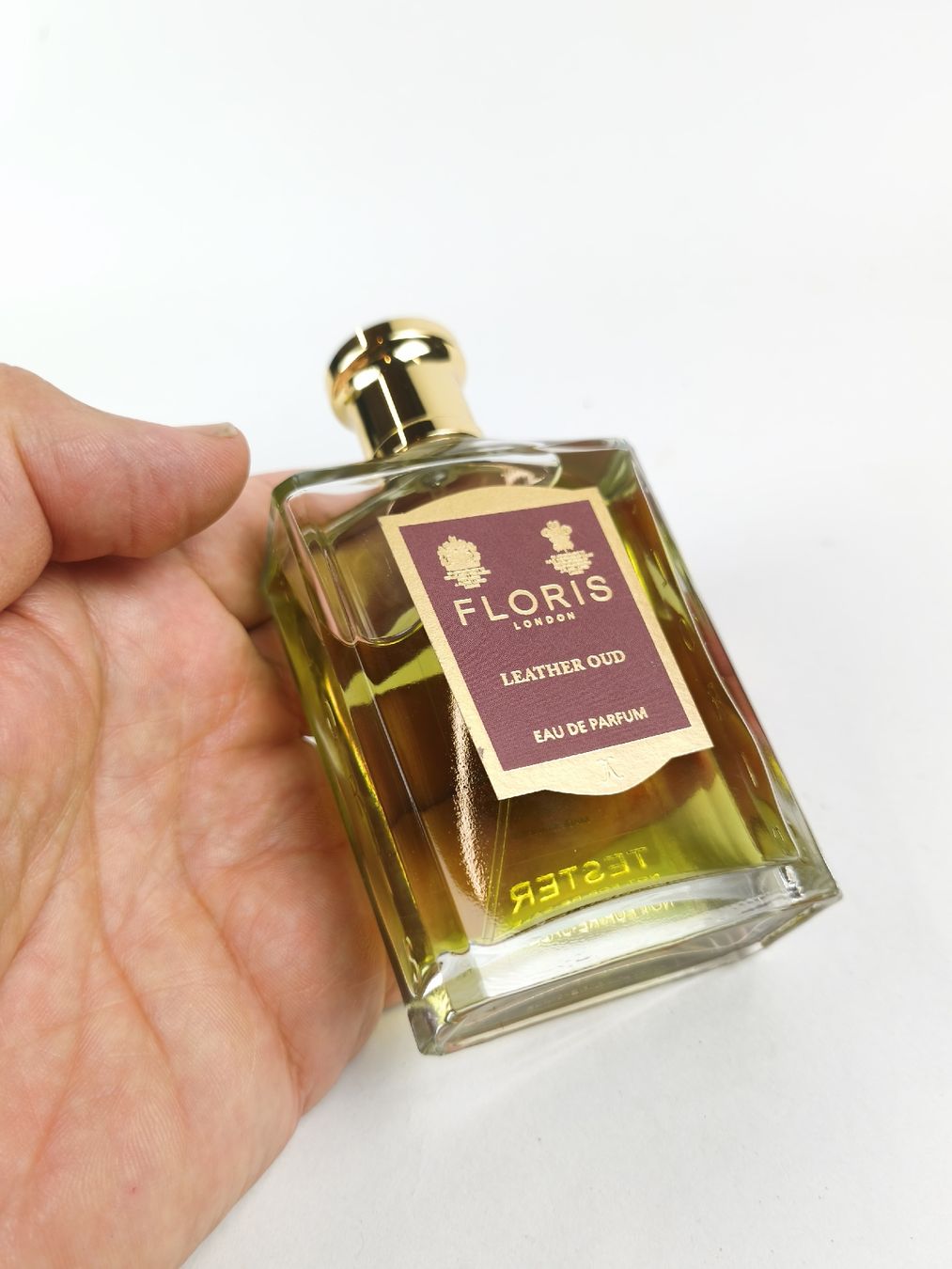 Profumi & Eau de Toilette: Parfum Floris Leather Oud 100ml – Usato da Bern venduto da Xtralite 2