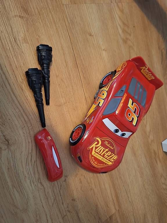Giocattoli: REVELL / Schraubauto Lightning McQueen – Nuovo (secondo la descrizione) da Buochs venduto da DasBaerchi 2