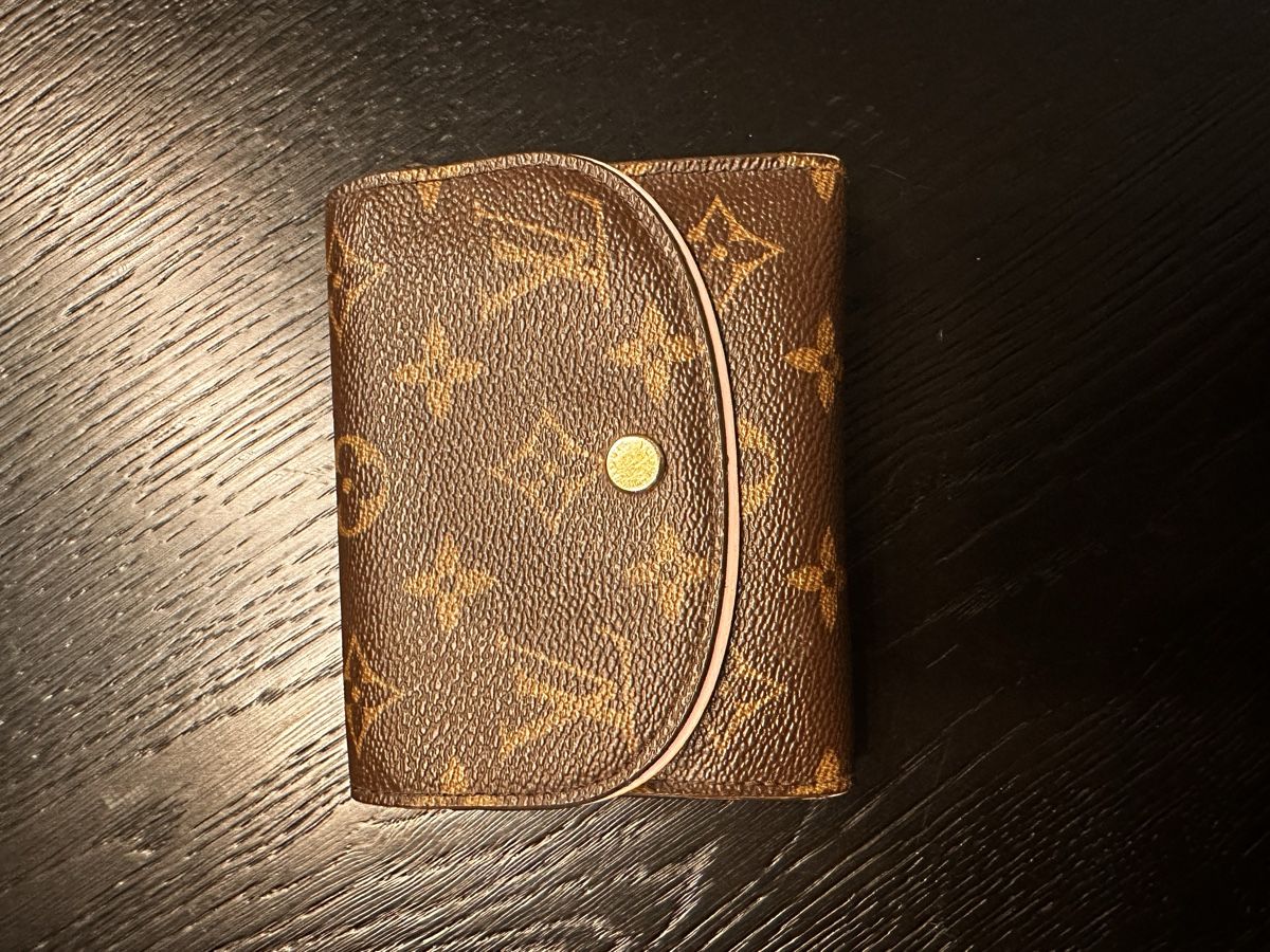 Louis Vuitton Portemonnaie: Louis Vuitton Portemonnaie – Gebraucht aus Neukirch (Egnach) von Waspo