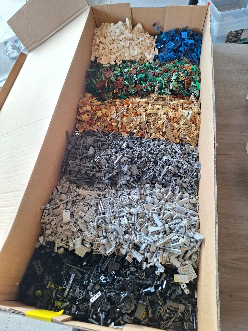 Lego Kit di costruzioni: 11kg de pièces Lego  – Nuovo (secondo la descrizione) da Luc (Ayent) venduto da biiinchoou