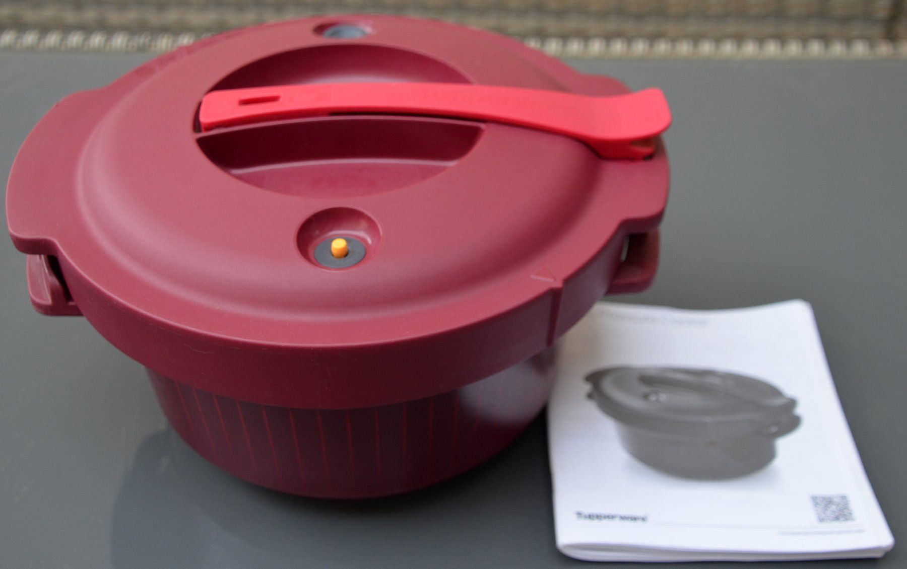 Tupperware Elettrodomestici da cucina: Tupperware MicroQuick Pressure Cooker/ Schnellkochtopf 3L – Usato da Collonges venduto da arashee 2
