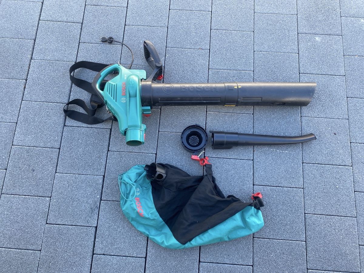 Bosch Soffiatori & Aspiratori per foglie: Laubbläser Laubsauger Boscj – Usato da Schöfflisdorf venduto da Ironcobra1