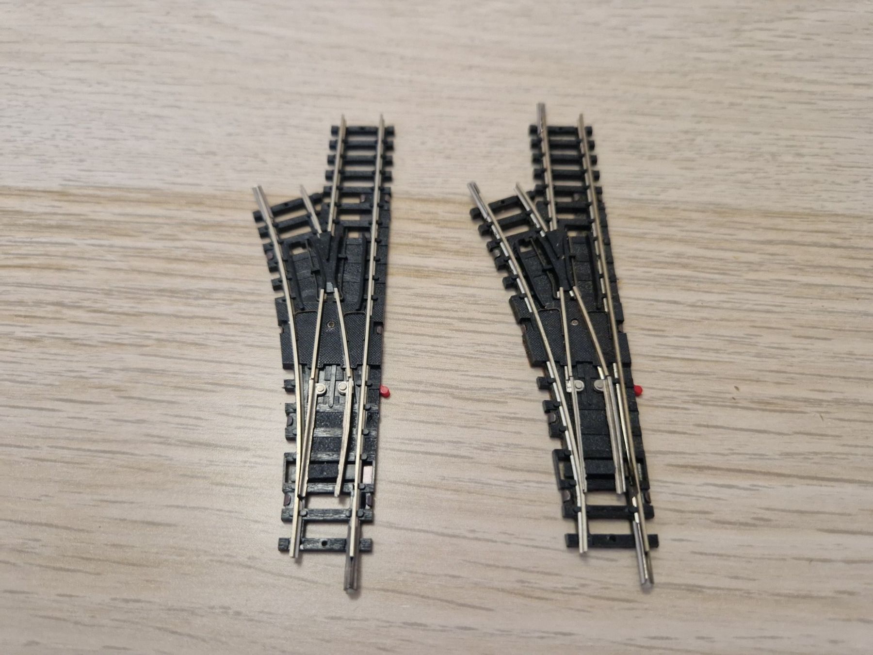 Trix Modellini di ferrovie: Minitrix N 2 x 4961 weichen – Usato da St-Aubin-Sauges venduto da tantome 1