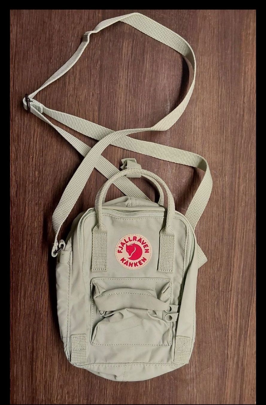 Fjällräven Borse: Fjällräven Kanken Sling – Usato da Horn venduto da Sarah_Chi