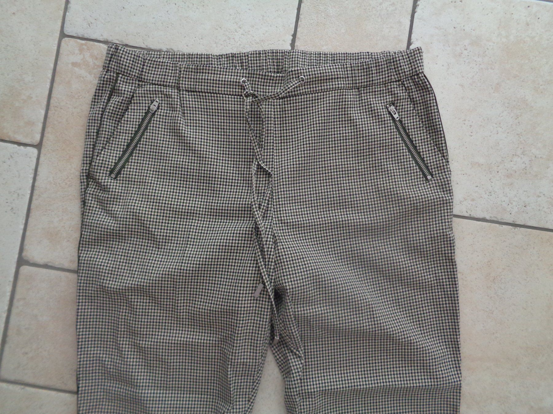 Esprit Hosen: Hose  Esprit  Grösse 42 – Gebraucht aus Kreuzlingen von Robi-2003 1
