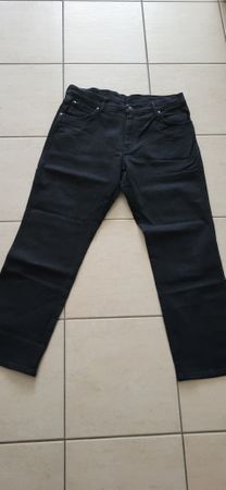Wrangler Herren Jeans, Regular Fit, Grösse W36 L30, Schwarz