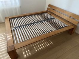 Massivholz Bett 160x200